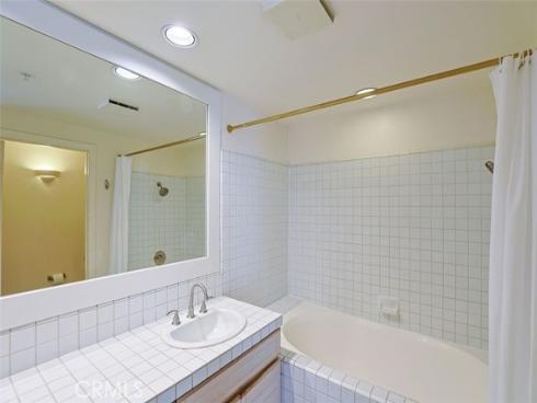 2253 Martin 321 , Irvine, CA