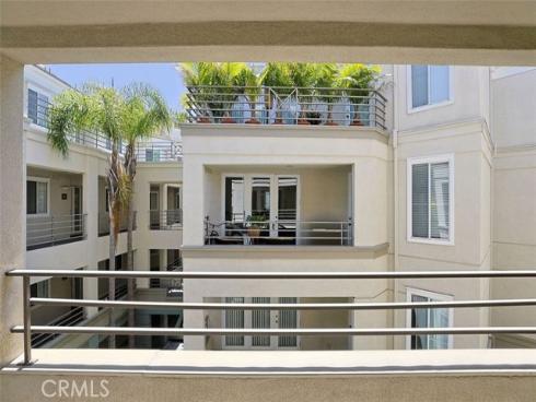 2253 Martin 321 , Irvine, CA