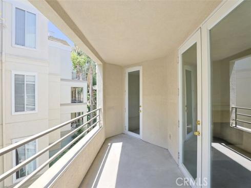 2253 Martin 321 , Irvine, CA