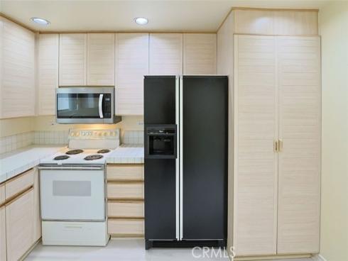 2253 Martin 321 , Irvine, CA