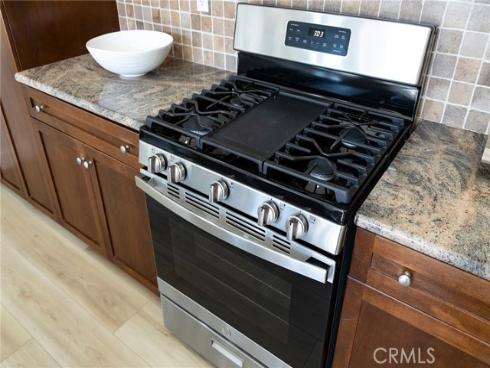 74 Townsend , Irvine, CA