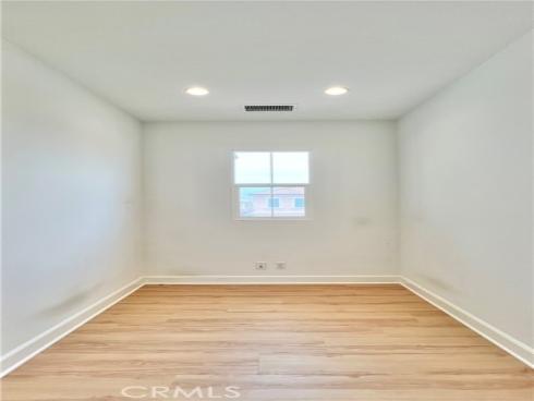 122 Espina , Irvine, CA