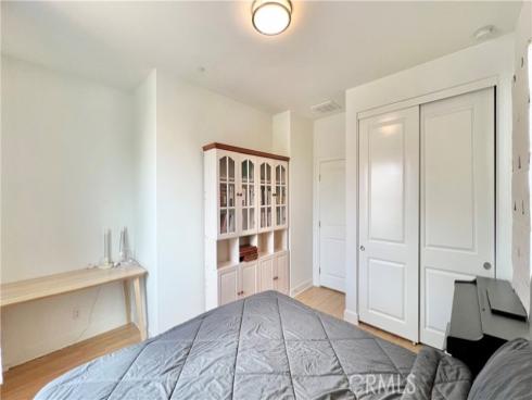 122 Espina , Irvine, CA