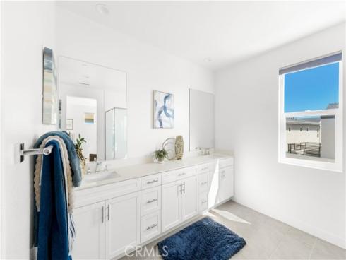 351 Baluster , Irvine, CA