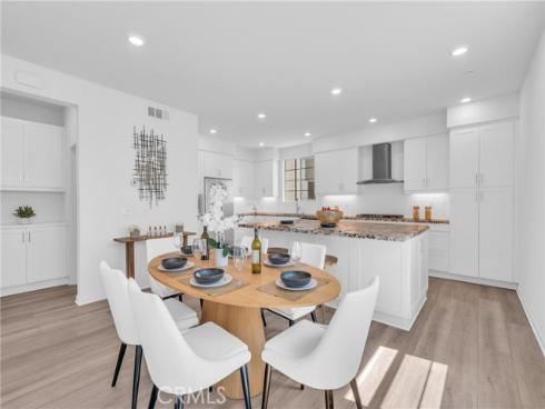 208 Harringay , Irvine, CA