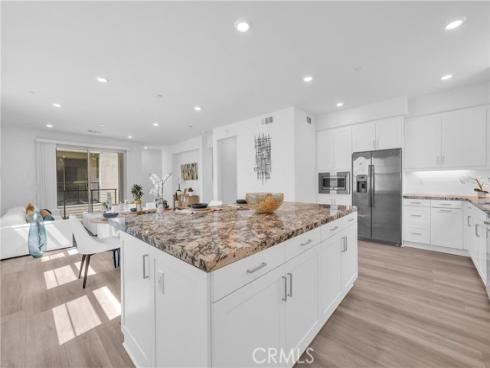 208 Harringay , Irvine, CA