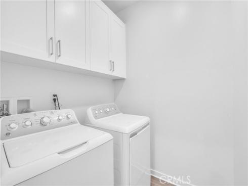 208 Harringay , Irvine, CA