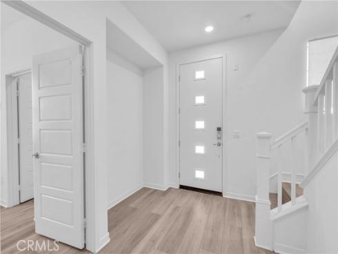 208 Harringay , Irvine, CA