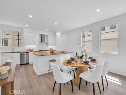 208 Harringay , Irvine, CA