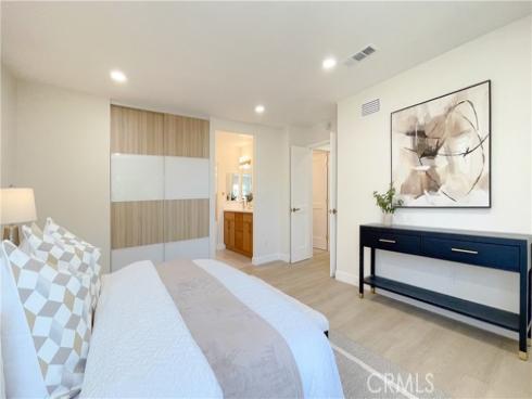 4 Skipper , Irvine, CA