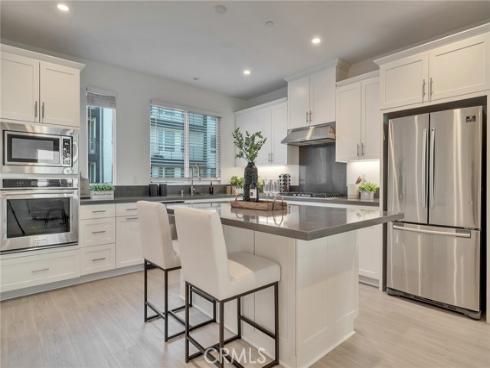 120 Schick , Irvine, CA