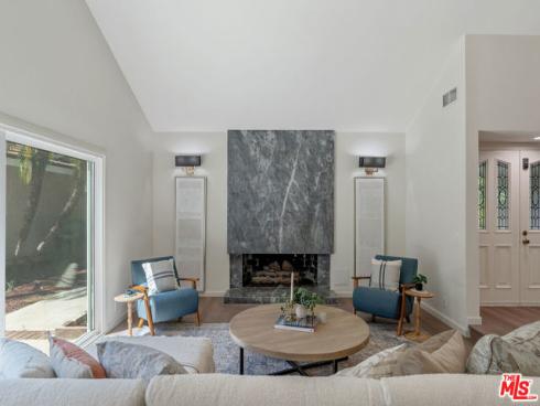 19  Rippling  , Irvine, CA