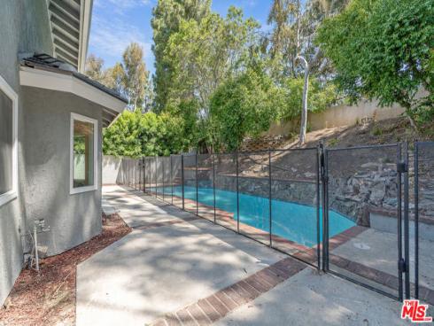 19  Rippling  , Irvine, CA