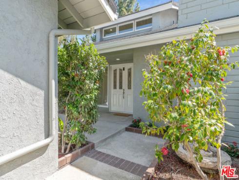 19  Rippling  , Irvine, CA