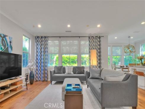 25  Sedgewick  , Irvine, CA