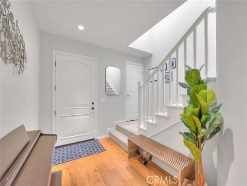 25  Sedgewick  , Irvine, CA