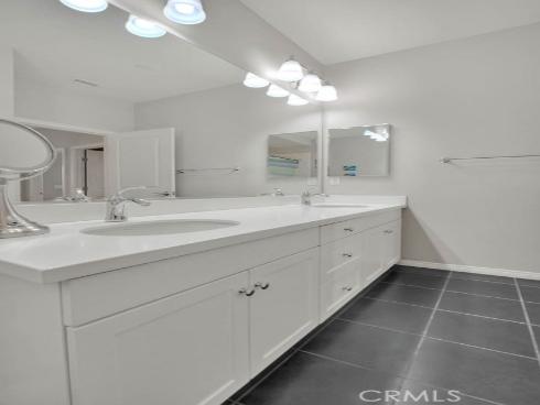 25  Sedgewick  , Irvine, CA