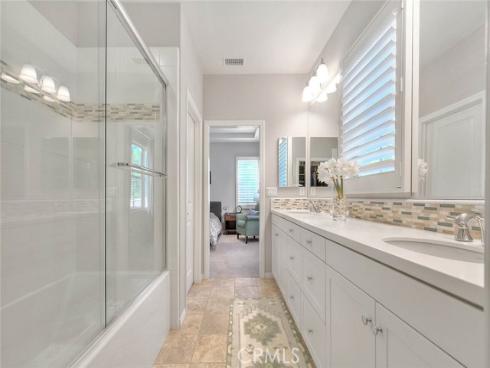 25  Sedgewick  , Irvine, CA