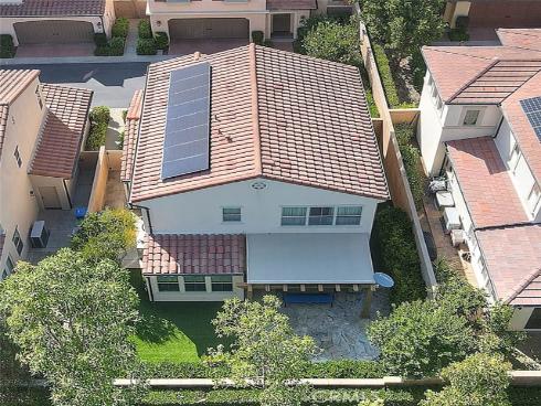 25  Sedgewick  , Irvine, CA