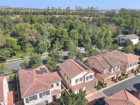 25  Sedgewick  , Irvine, CA