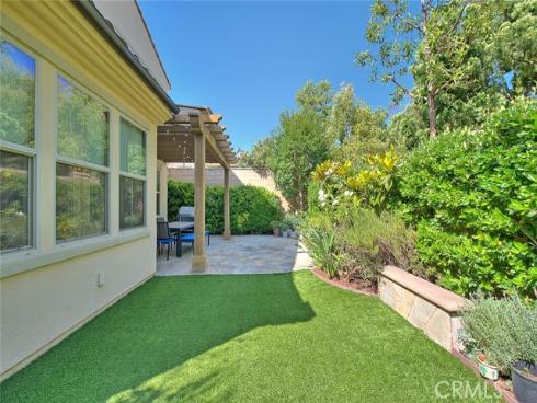 25  Sedgewick  , Irvine, CA