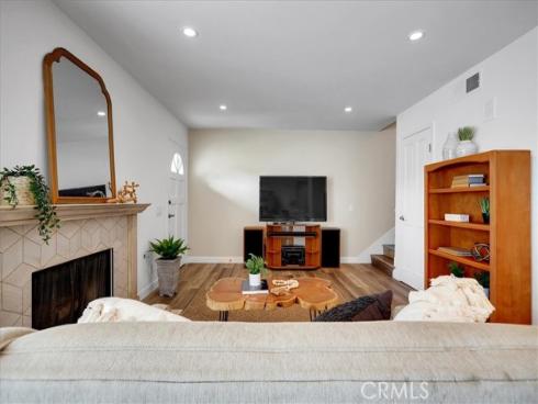 11 Exeter , Irvine, CA