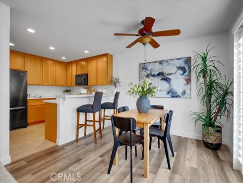 11 Exeter , Irvine, CA