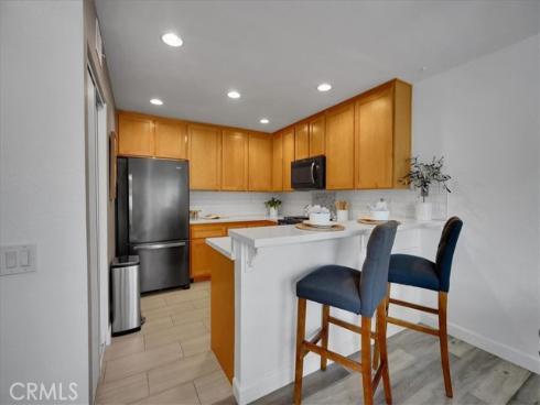 11 Exeter , Irvine, CA