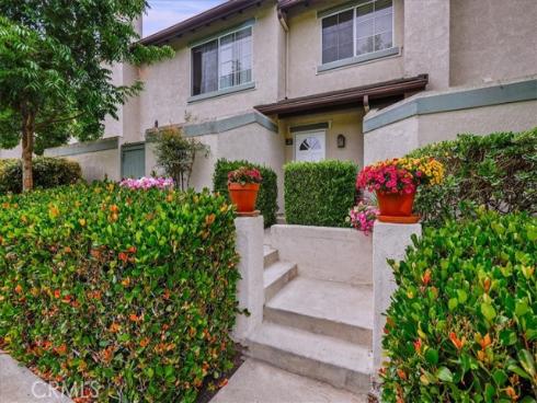 11 Exeter , Irvine, CA