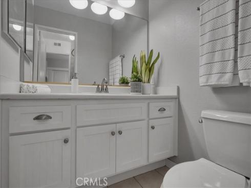 11 Exeter , Irvine, CA