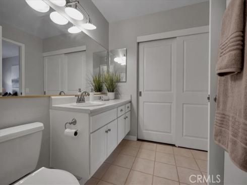 11 Exeter , Irvine, CA