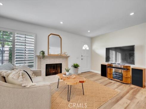 11 Exeter , Irvine, CA