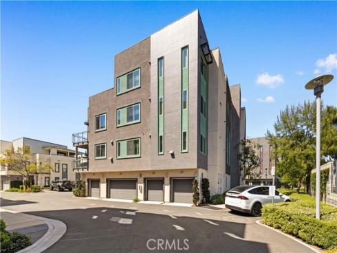 107  Bowery  , Irvine, CA