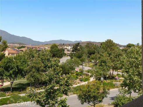 131  Spiral  , Irvine, CA