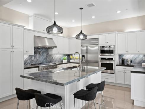 131 Spiral , Irvine, CA