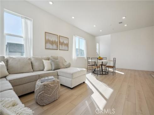 175 Sash , Irvine, CA