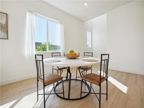 175 Sash , Irvine, CA