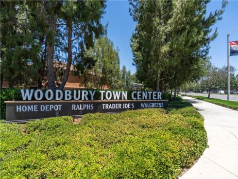 320  Bronze  , Irvine, CA