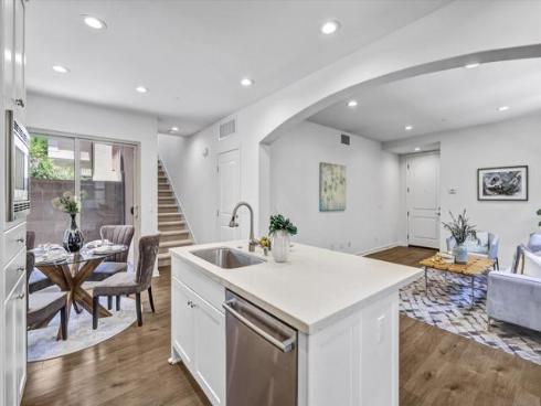 71 Kestrel , Irvine, CA