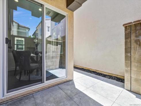 71 Kestrel , Irvine, CA