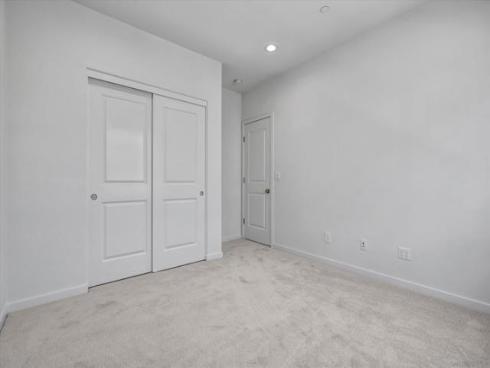 71 Kestrel , Irvine, CA