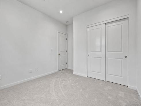 71 Kestrel , Irvine, CA