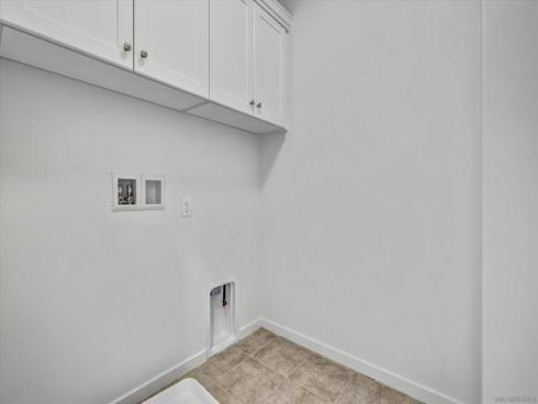 71 Kestrel , Irvine, CA