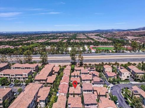 71 Kestrel , Irvine, CA