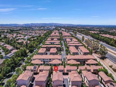 71 Kestrel , Irvine, CA