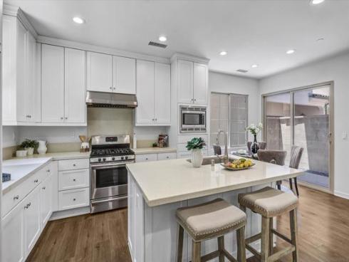 71 Kestrel , Irvine, CA