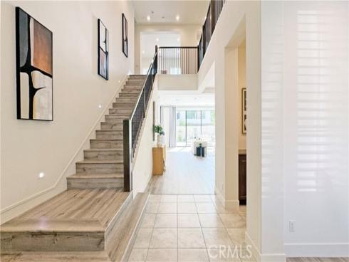 80  Interstellar  , Irvine, CA