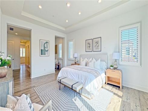 80  Interstellar  , Irvine, CA