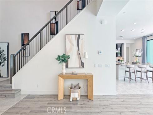 80  Interstellar  , Irvine, CA