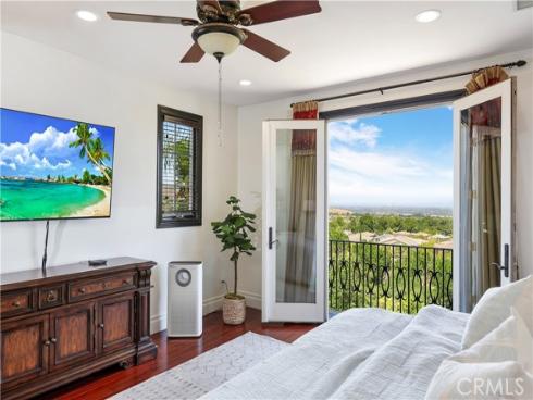 41 Balcony , Irvine, CA